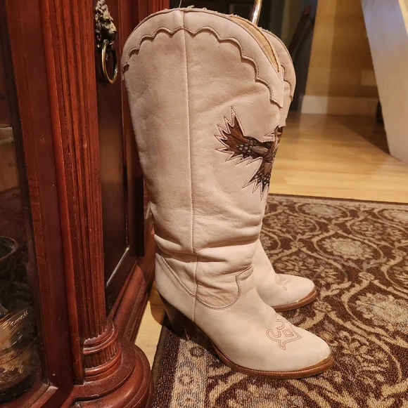 Vintage Zodiak Phoenix Feather Cowgirl Boots. Size 9. Cream Soft Leather - Picture 2 of 10
